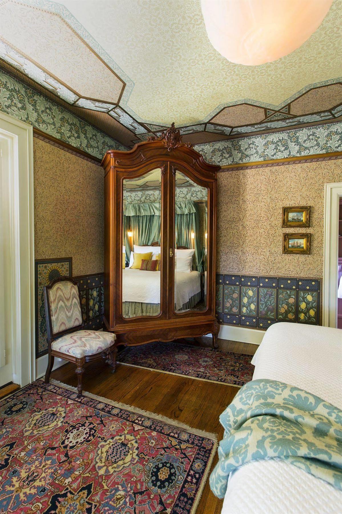 Simpson House
