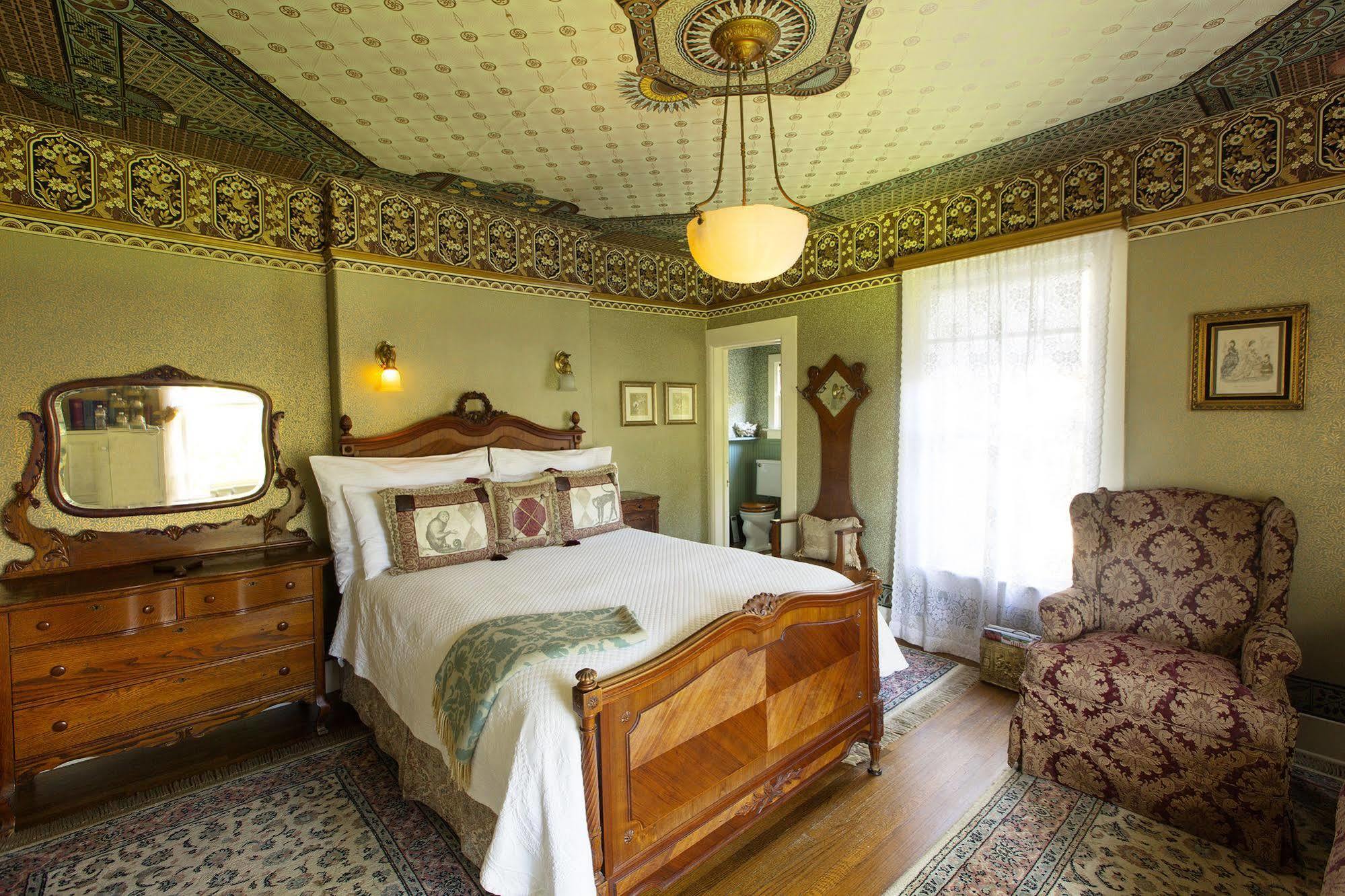 Simpson House